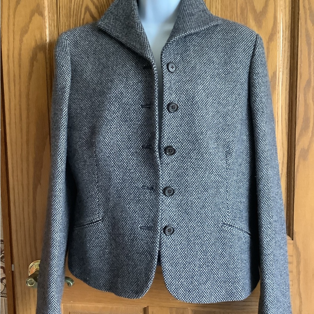 LAUREN Ralph Lauren wool blend blazer. Navy and white, sz 10